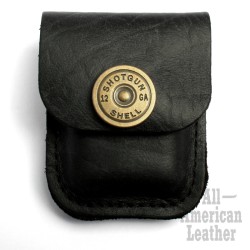 Schwarze Feuerzeug-Tasche mit Shotgun Druckknopf aus echtem Leder made in the USA