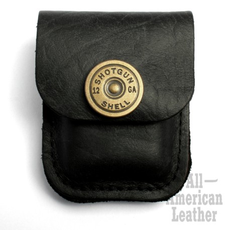 Schwarze Feuerzeug-Tasche mit Shotgun Druckknopf aus echtem Leder made in the USA